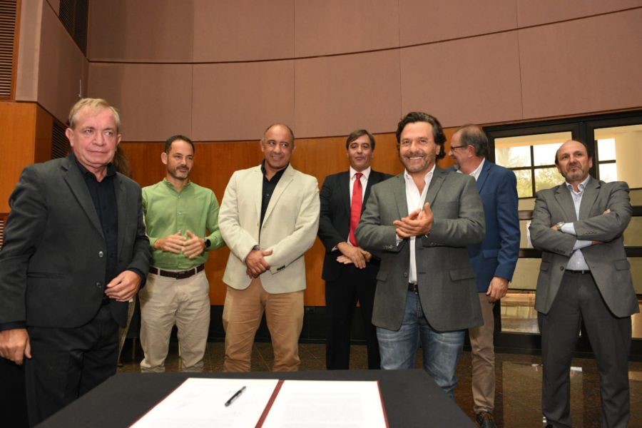 Daniel Moreno, Emiliano Durand, Roberto Dib Ashur, Gustavo Ferraris,  Gustavo Sáenz, Sergio Camacho y Federico Mateo. 